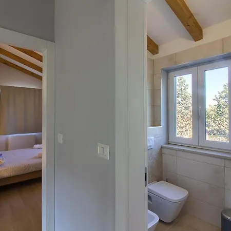 Holiday home Mit Privatpool Fuer 8 Personen Ca 120 Qm In Mugeba, Istrien Istrische Riviera Mugeba